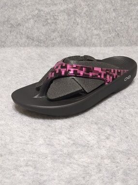 OOFOS OOlala Luxe Geo Pink Women's Size 7 NWT